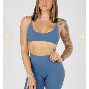 NWOT RecStretch DesB Everywhere Bralette- L color Aries